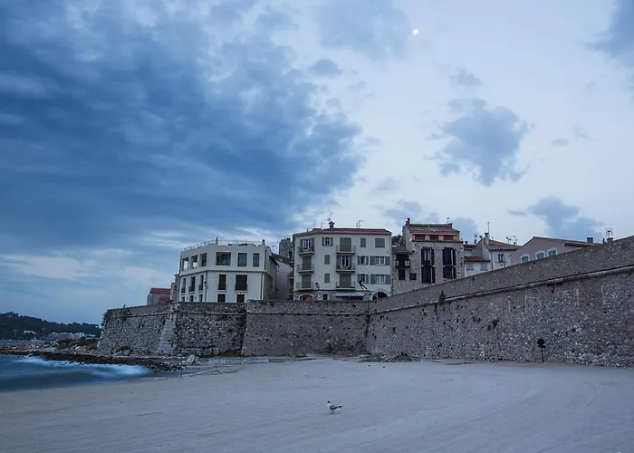 Chateau Clemenceau 昂蒂布